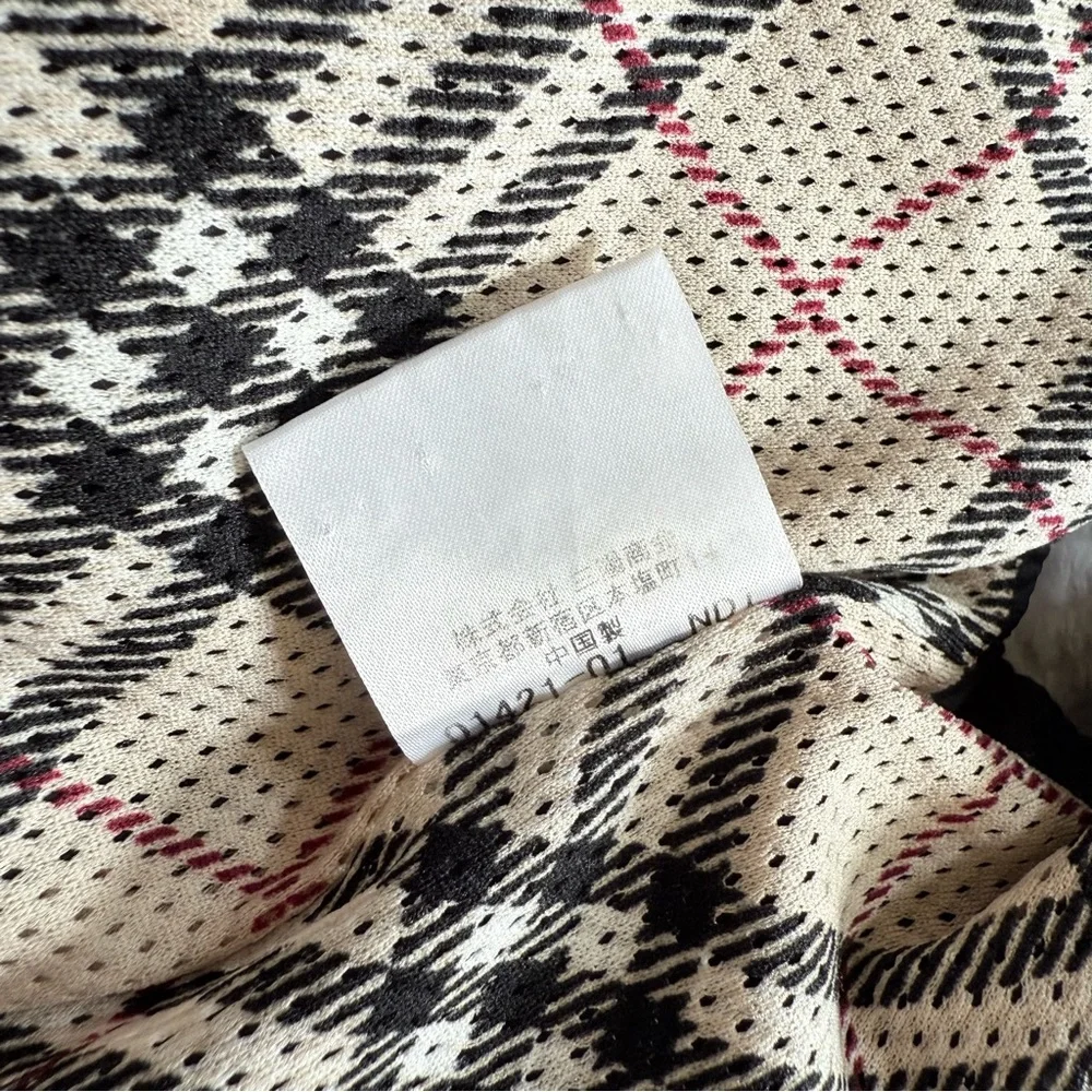 Burberry excellent authentic